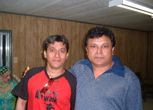 azadi8.jpg (84769 bytes)