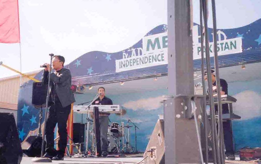 markham14august6.jpg (63921 bytes)